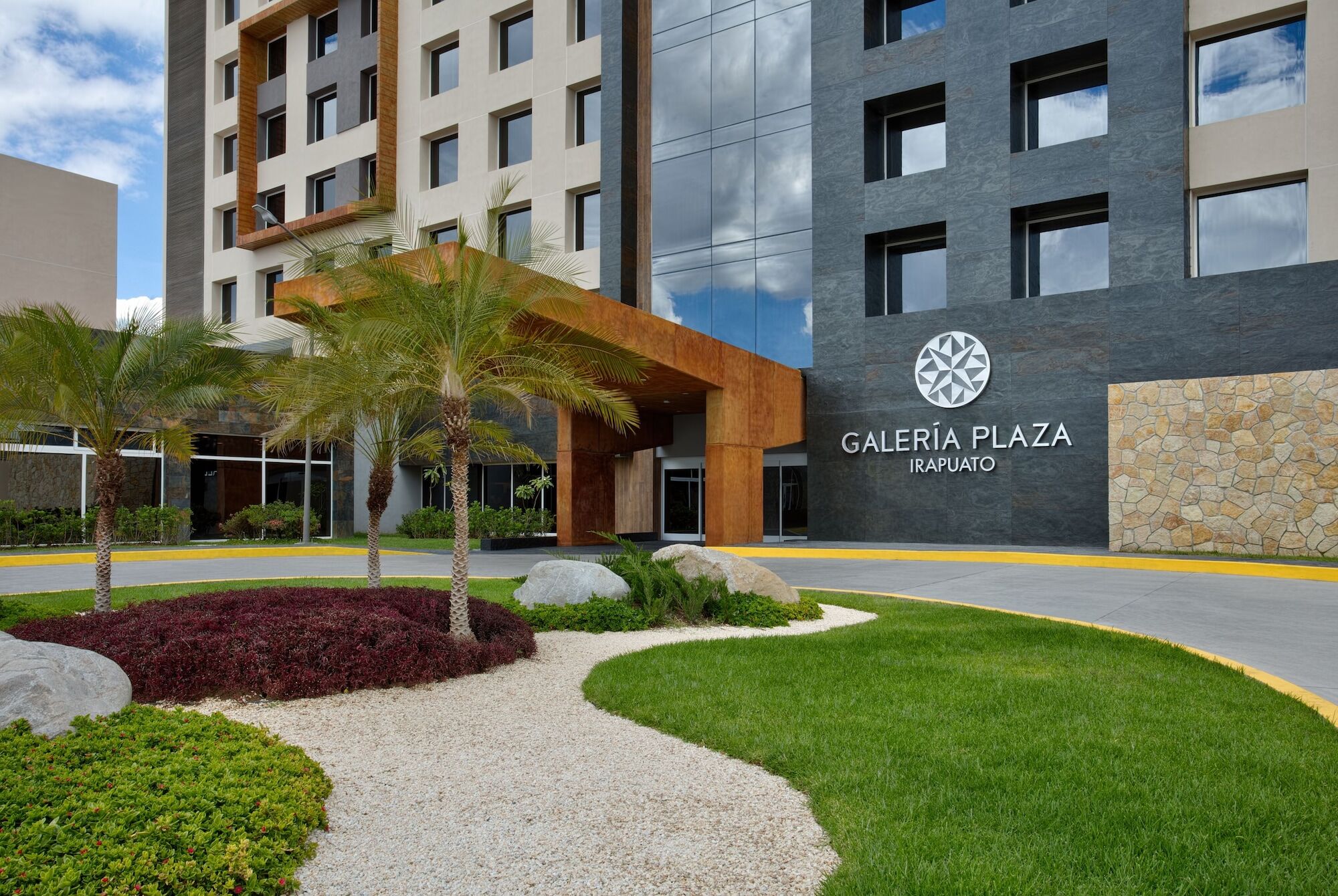 Galeria Plaza Irapuato Hotel Exterior photo